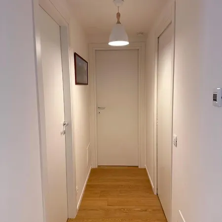 Apartman Modern 2-br In The Heart Of *