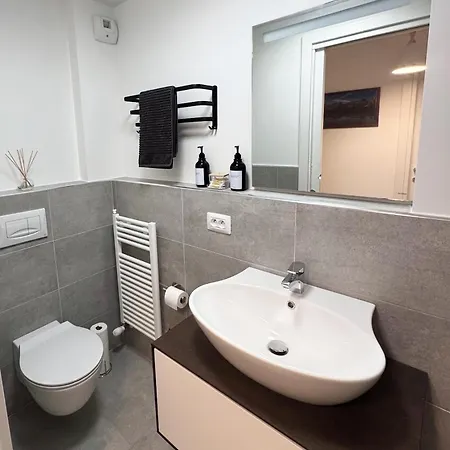 Appartement Modern 2-br In The Heart Of Chamonix